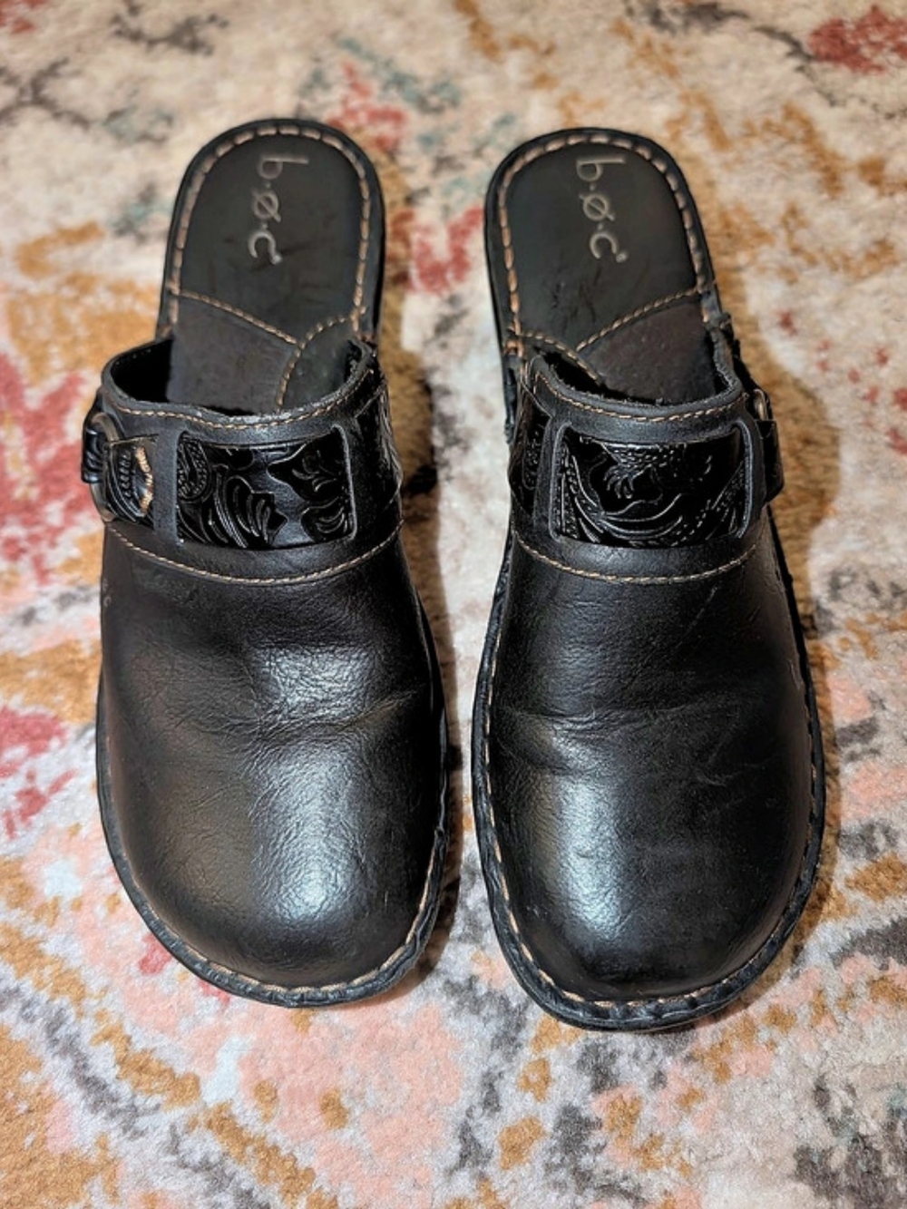 b.o.c Women's 10 Leather Black Clogs Slip On Closed Toe Lightweight Casual